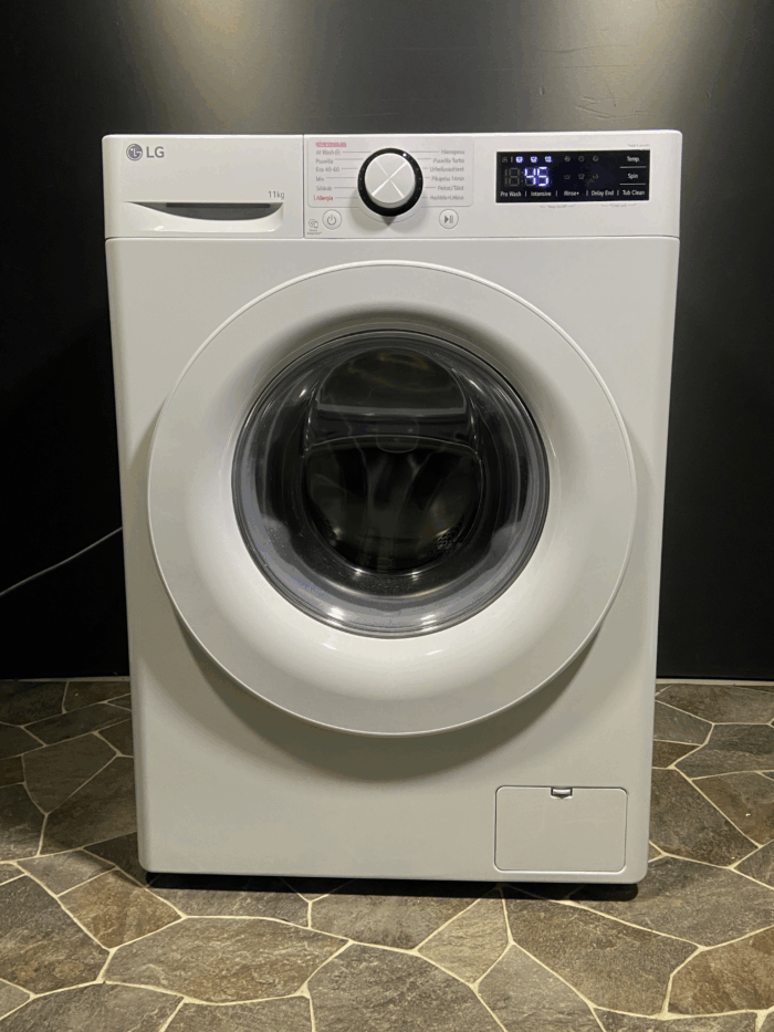 Loistokuntoinen LG 11kg Pesukone Höyrytoiminnolla